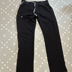 Figs Kade cargo scrub pants medium in black